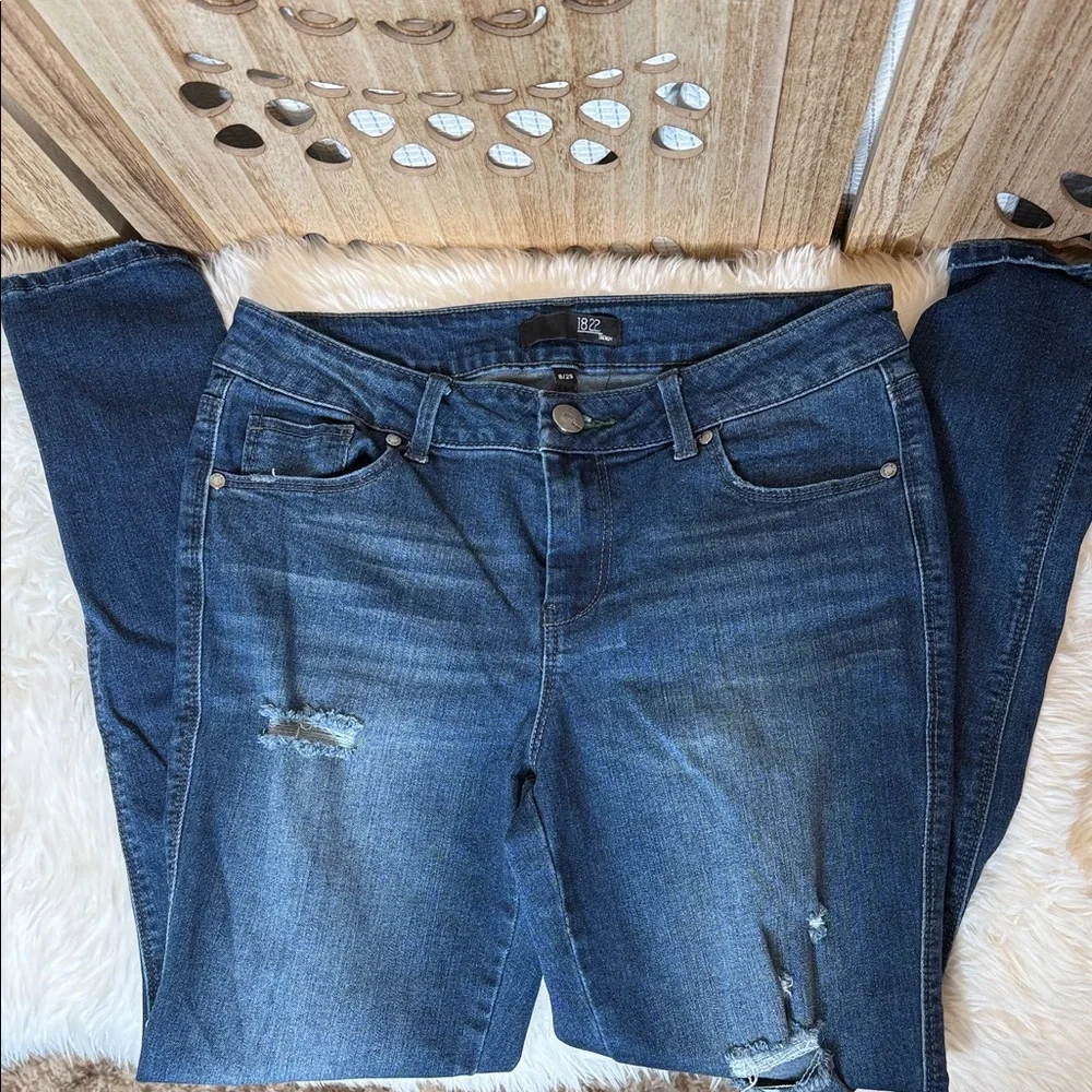 1822 Denim Dark Blue Skinny Jeans - Picture 2 of 7